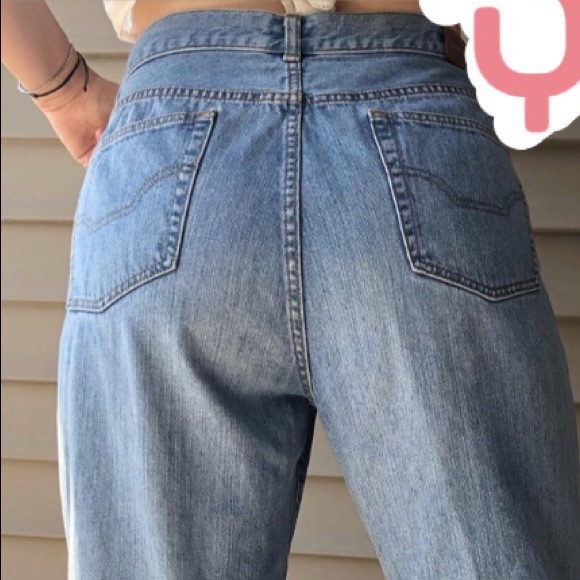 Chaps Pants - Light wash mom jeans!